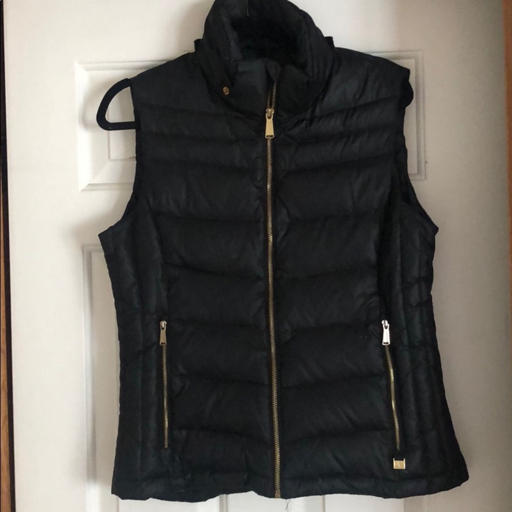 Michael kors puffer vest